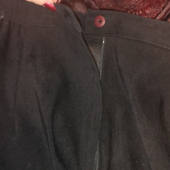 ❤️ VIP Black Skirt 16P - Picture 2 of 6